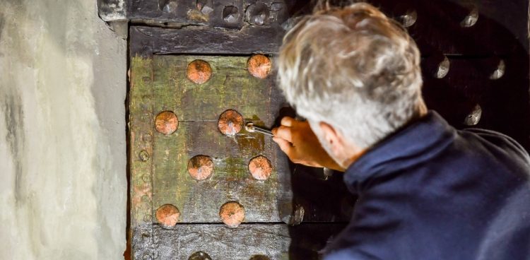 W 2022 roku najstarsze gdańskie drzwi zostały zrewitalizowane (Fot. UM Gdańsk)