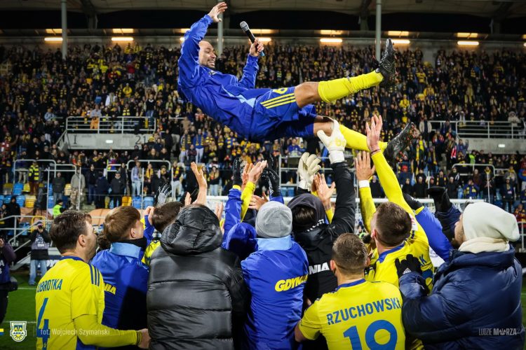 Pożegnanie Marcusa da Silvy (Fot. Arka Gdynia/ Portal X)