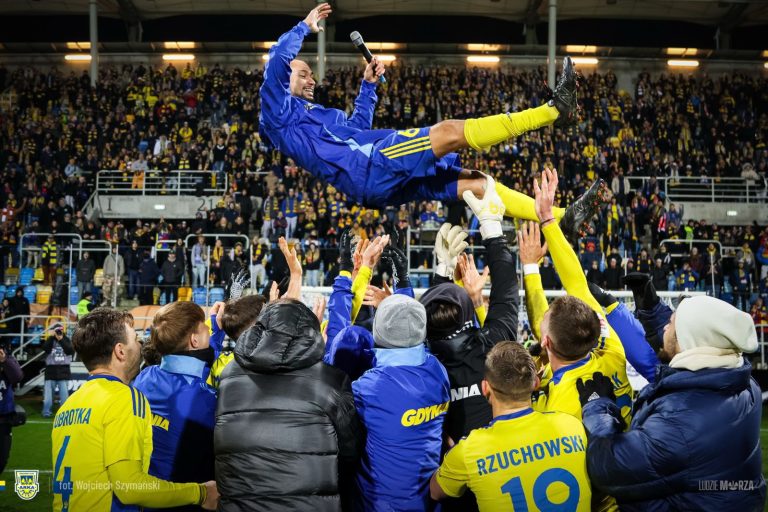 Pożegnanie Marcusa da Silvy (Fot. Arka Gdynia/ Portal X)