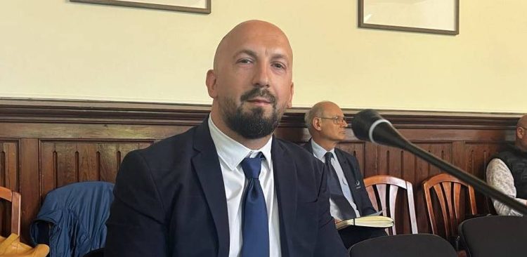 Łukasz Przybylski, wiceprzewodniczący Rady Powiatu Kościerskiego (fot. Radio Gdańsk)