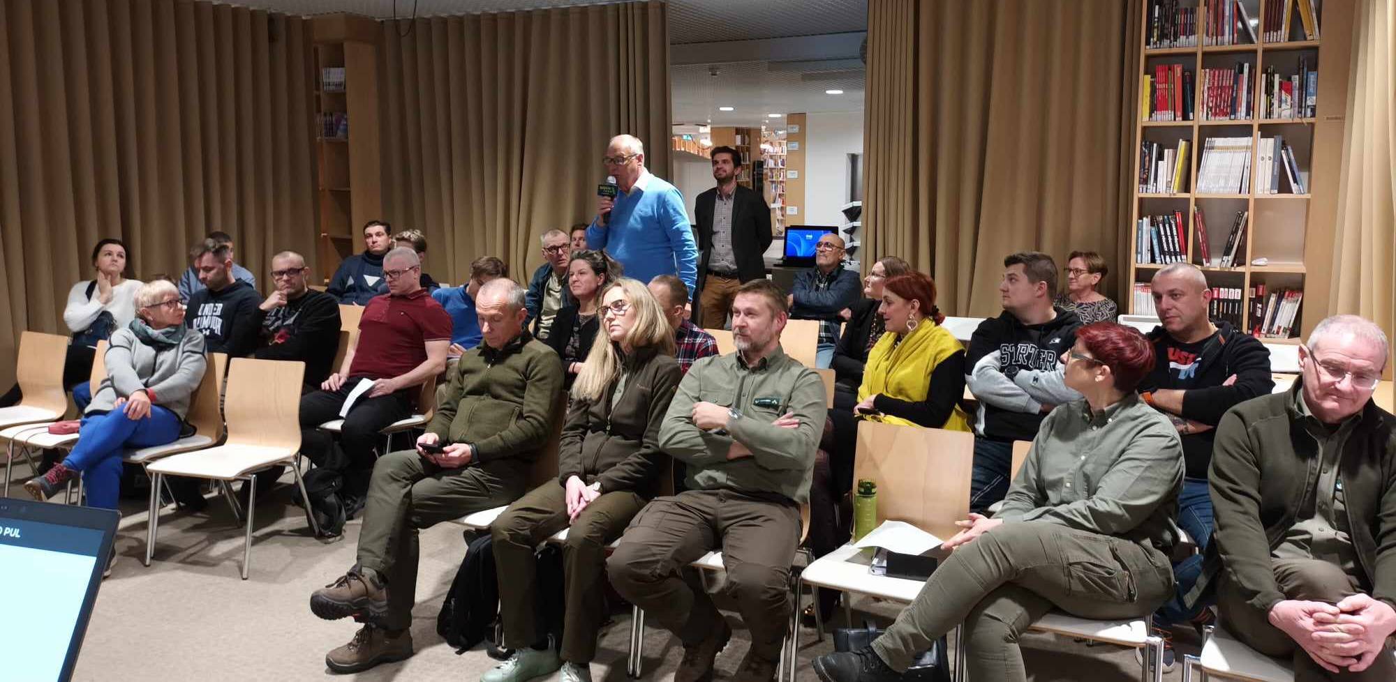 Spotkanie tzw. Zespołu Lokalnej Współpracy Nadleśnictwa Gdańsk w Sopotece. 21.11.2024 r. (Radio Gdańsk/Piotr Puchalski)