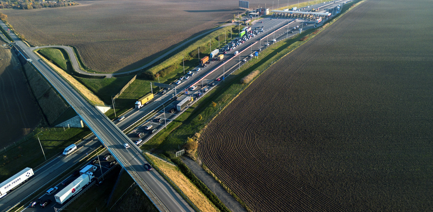 Bramki na autostradzie A1 w Rusocinie (fot. KFP/Daniel Słoboda)