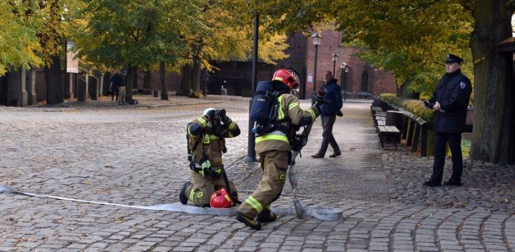 Zdjęcie archiwalne. Ćwiczenia służb ratowniczych w Malborku (fot. KPP Malbork)