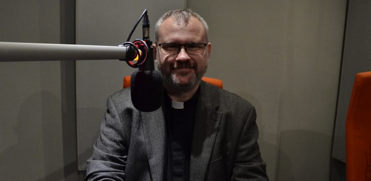 Ks. Piotr Weigelt (fot. Radio Gdańsk)
