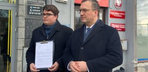 Gdańscy radni PiS w czasie konferencji prasowej - 19.12.2024 r. (fot. Radio Gdańsk/Oskar Bąk)