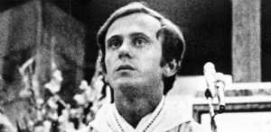 Ks. Jerzy Popiełuszko (fot. Wikimedia Commons)