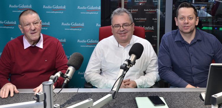 W audycji "Ludzie i Pieniądze" Iwona Wysocka rozmawiała z Piotrem Górskim ze spółki Polski Ziemniak, ekspertem WSB Merito Gdańsk Przemysławem Kitowskim oraz przewodniczącym Pomorskiej Rady OPZZ Adamem Liszczewskim (Fot. Radio Gdańsk/Adrian Kasprzycki)
