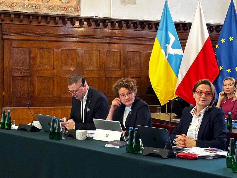 Prezydent Sopotu Magdalena Czarzyńska-Jachim wraz z wiceprezydentami (fot. UM Sopot)