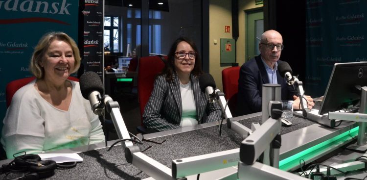 Od lewej: Jolanta Banach, Kamila Błaszczyk, Kazimierz Koralewski (fot. Radio Gdańsk/Piotr Puchalski)