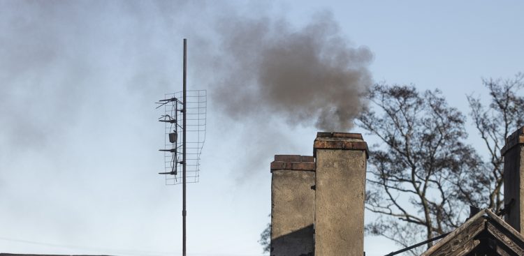 Wnioski do programu "Czyste Powietrze" nie będą przyjmowane (fot. KFP/Krzysztof Mystkowski)