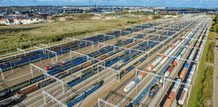 Pociągi towarowe na stacji Gdańsk Port Północny (fot. plk-sa.pl)