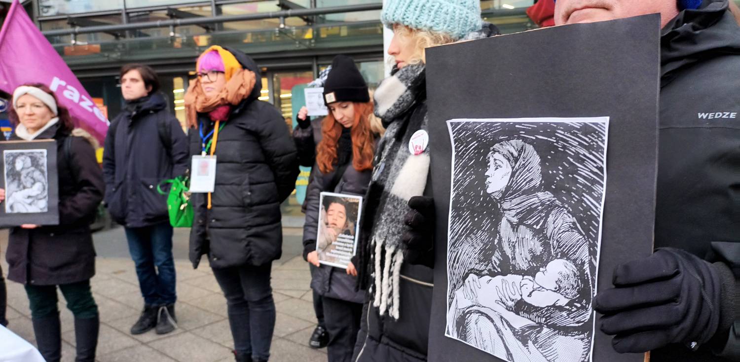 Wspierający uchodźców na granicy z Białorusią protest "Cicha noc" w Gdańsku. 21.12.2024 r. (fot. Radio Gdańsk/Piotr Puchalski)