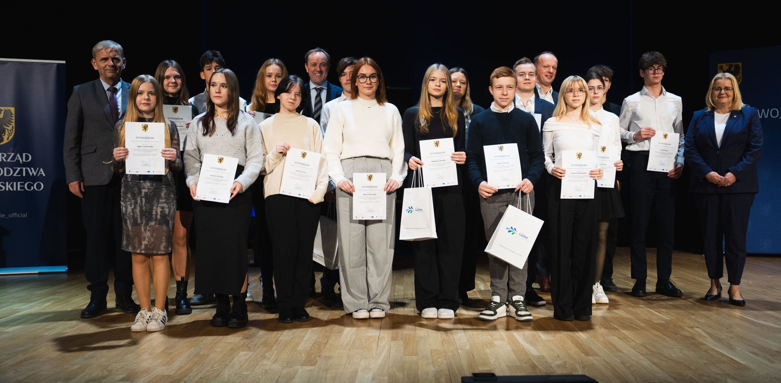 Gala stypendialna z udziałem m. in. marszałka województwa pomorskiego Mieczysława Struka i członka Zarządu Województwa Pomorskiego Agnieszki Baranowskiej odbyła się w Akademii Muzycznej (Fot. UMWP/ Łukasz Tokarczyk)