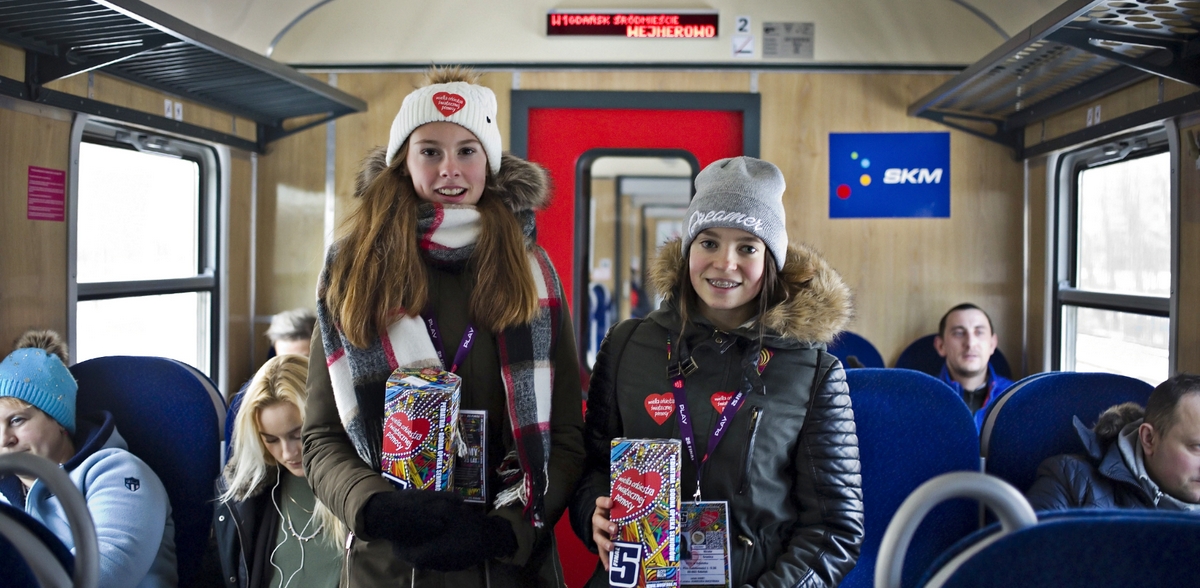 Decyzją zarządu województwa wolontariusze WOŚP będą mogli skorzystać z darmowych przejazdów SKM i Polregio (fot. KFP/Krzysztof Mystkowski)