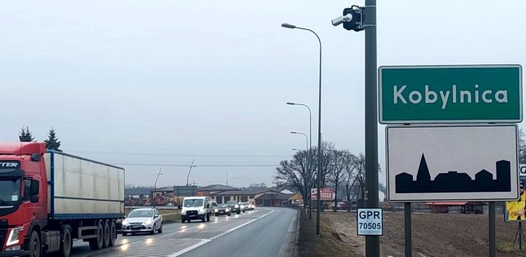 Licznik ruchu drogowego w Kobylnicy (fot. GDDKiA)