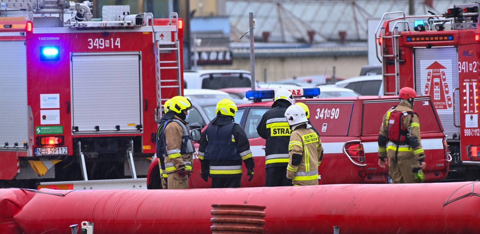 Przekroczenie stanu alarmowego na rzece Elbląg w Elblągu - 12.01.2025 r. (PAP/Andrzej Jackowski)