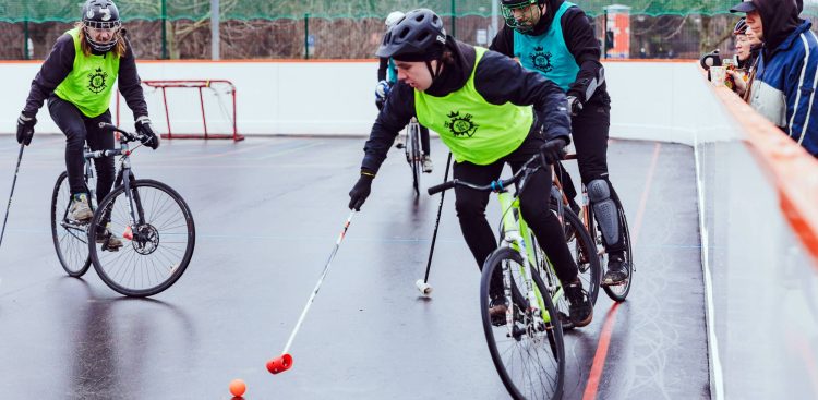 Gracze Bike Polo w Gdańsku (fot. (Piotr Witmman/gdansk.pl)