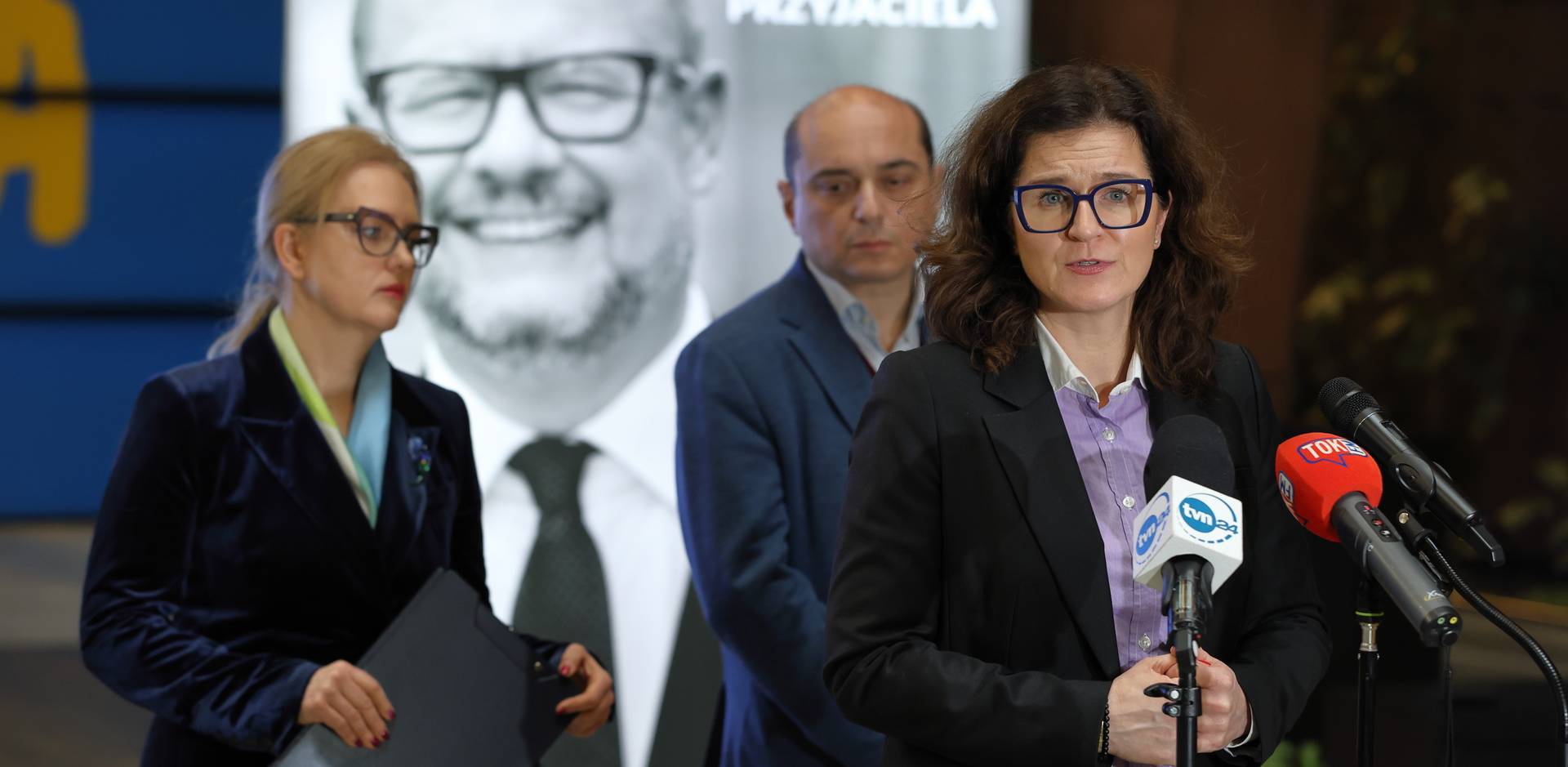 Konferencja prasowa w Europejskim Centrum Solidarności. Prezydent Gdańska Aleksandra Dulkiewicz przedstawia plan obchodów 6. rocznicy śmierci Pawła Adamowicza (fot. UM Gdańsk/Grzegorz Mehring)