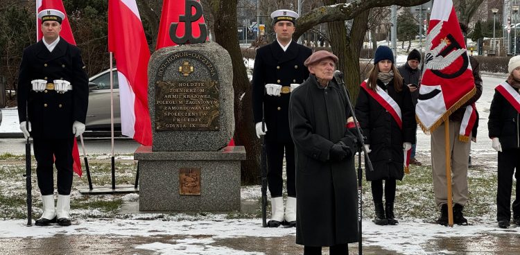 Gdyńskie uroczystości w związku z Narodowym Dniem Pamięci Żołnierzy Armii Krajowej (Fot. Radio Gdańsk/Marcin Lange)