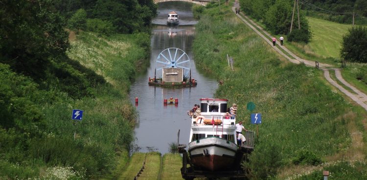 Kanał Elbląski (Fot. wikimedia commons)
