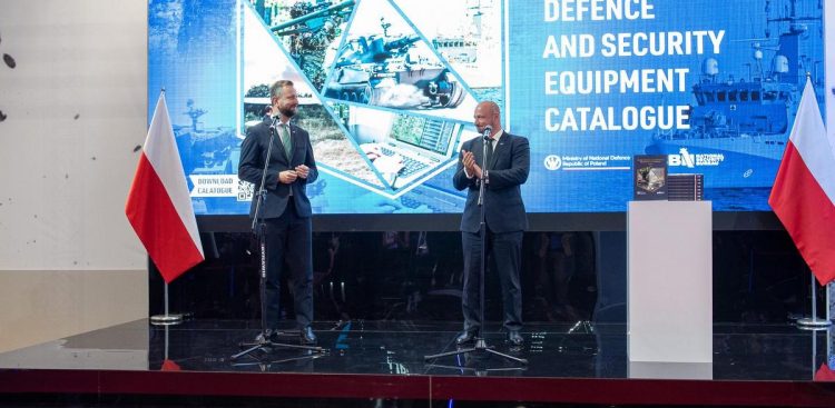 Władysław Kosiniak-Kamysz i Jacek Siewiera (fot. MON)