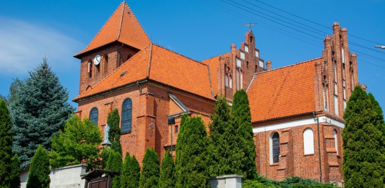 Parafia pw. Wszystkich Świętych w Skórczu (Fot. Facebook/Parafia pw. Wszystkich Świętych w Skórczu)