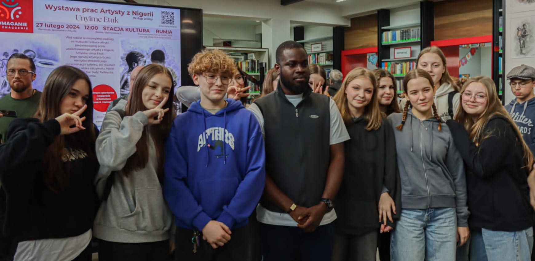 Wystawa Etuka Unyime (fot. archiwum prywatne Moniki i Ariela Kamińskich)