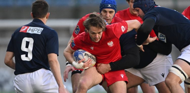 Polak Kacper Wróbel (C) i Toni Milos (P) z Chorwacji podczas meczu Rugby Europe Trophy w Gdyni - 22.02.2025 r.  (fot. PAP/Adam Warżawa)