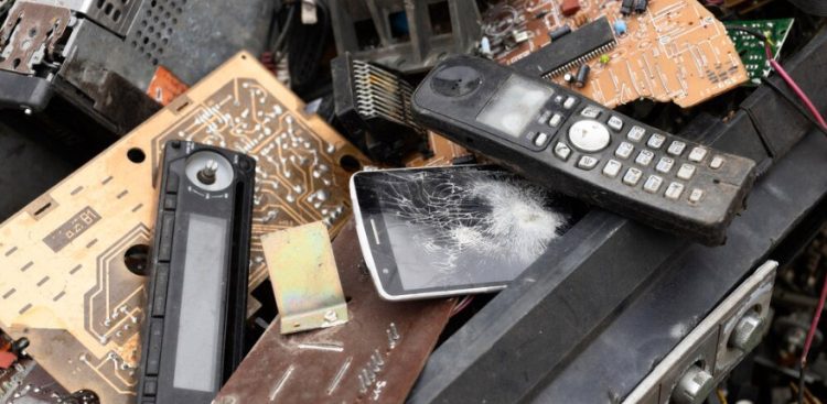 1 kwietnia rozpocznie się charytatywna zbiórka elektrycznych śmieci (fot. Freepik)