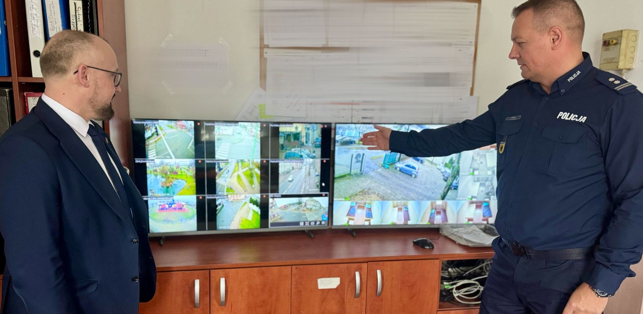 Dostęp do obrazu z kamer miejskiego monitoringu w Tczewie ma także policja (Fot. Facebook/ Łukasz Brządkowski)