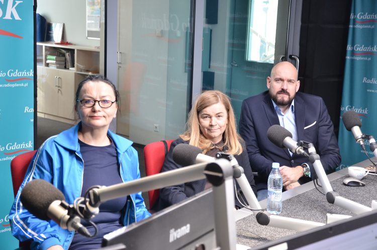 Wioletta Kakowska-Mehring, Jadwiga Sztelwander-Zięba, Mateusz Kowalewski (Fot. Radio Gdańsk/Adrian Kasprzycki)