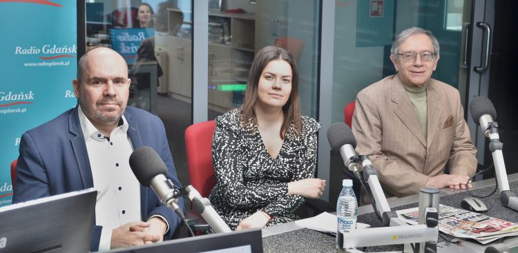 Maciej Goniszewski, Sandra Baniak i prof. Marek Grzybowski (fot. Radio Gdańsk/Adrian Kasprzycki)