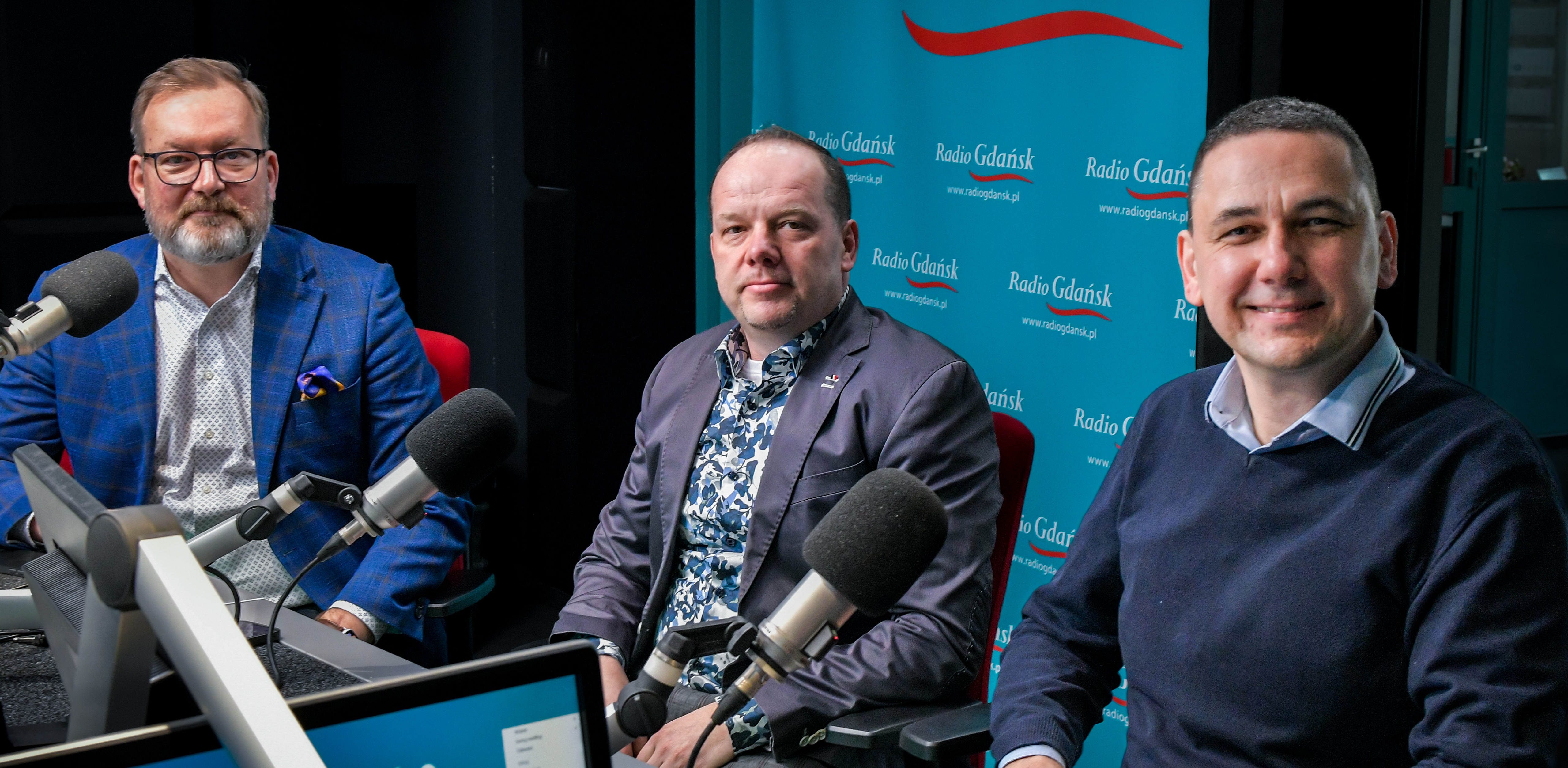 Sebastian Ptak, Szczepan Sakowicz i Grzegorz Borawski (fot. Radio Gdańsk/Pola Malańska)