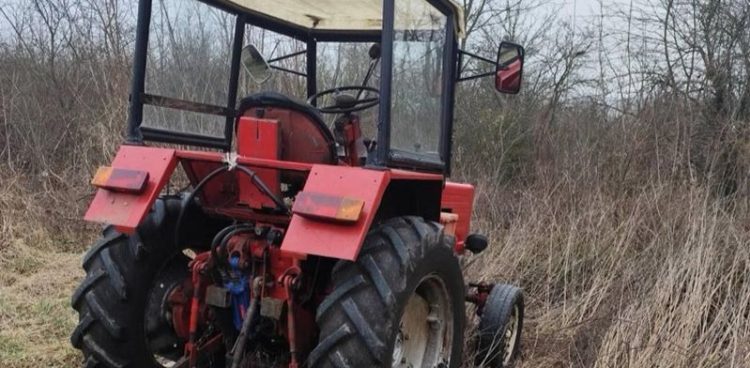 Zabytkowy traktor znalazł się na terenie powiatu tczewskiego (Fot. KPP Kwidzyn)