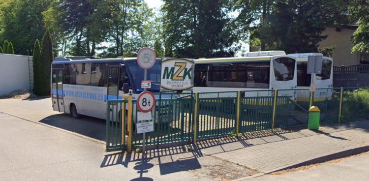 Miejski Zakład Komunikacji w Chojnicach (fot. Google Street View)