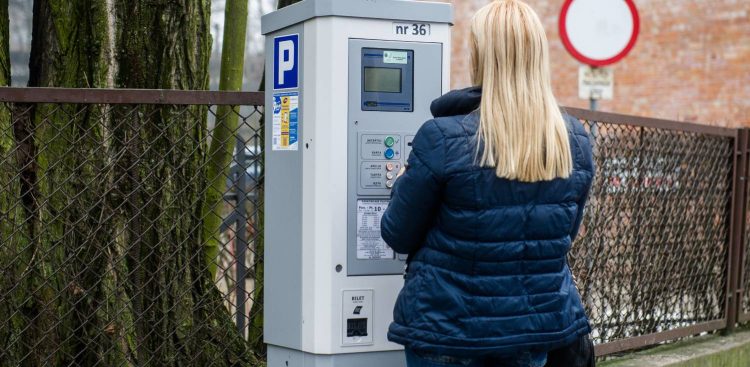 Zdjęcie archiwalne. Parkometr przy ulicy Tadeusza Kościuszki w Sopocie (fot. Mateusz Ochocki/ KFP)