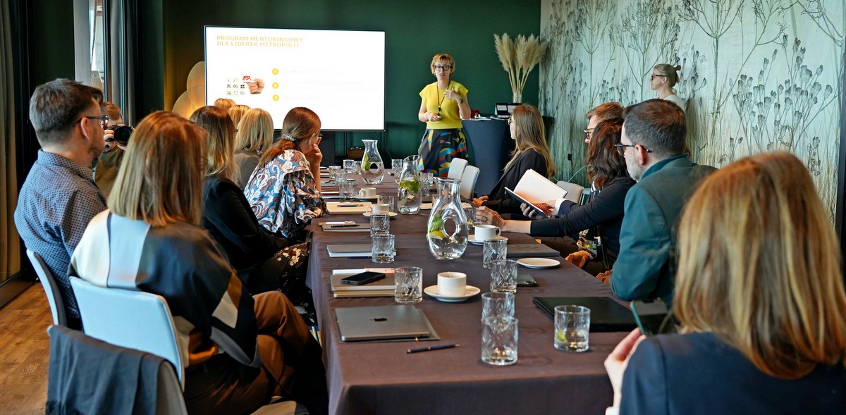 Warsztaty wprowadzające poprowadziła Iwona Bobrowska-Budny ( (fot. Gdynia.pl/Magdalena Czernek)