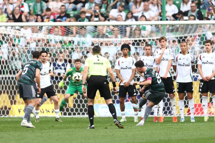 (Fot. PAP/Leszek Szymañski)