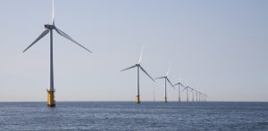 Morskie farmy wiatrowe, zdjęcie ilustracyjne (fot. Freepik)