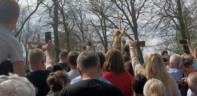 Misterium Męki Pańskiej na Kalwarii Wejherowskiej. 18.04.2025 r. (fot. Katarzyna Grabe)