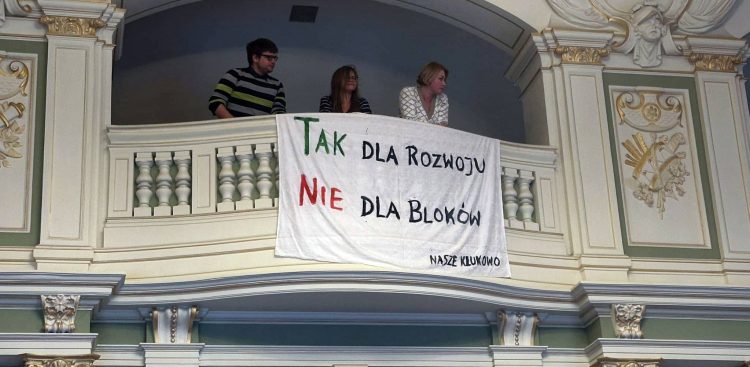 Protest mieszkańców Klukowa w czasie Rady Miasta Gdańska (fot. Radio Gdańsk/Oskar Bąk)