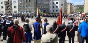 Centralne uroczystości odbyły się przed pomnikiem Konstytucji 3 Maja w Gdyni (fot. Radio Gdańsk/Marcin Lange)