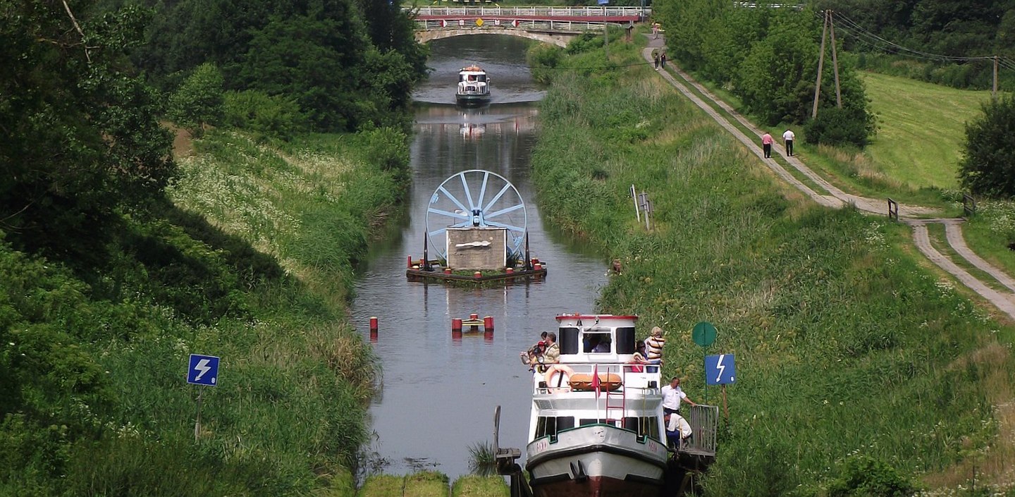 Pochylnia Buczyniec na Kanale Elbląskim (fot. Wikimedia Commons)