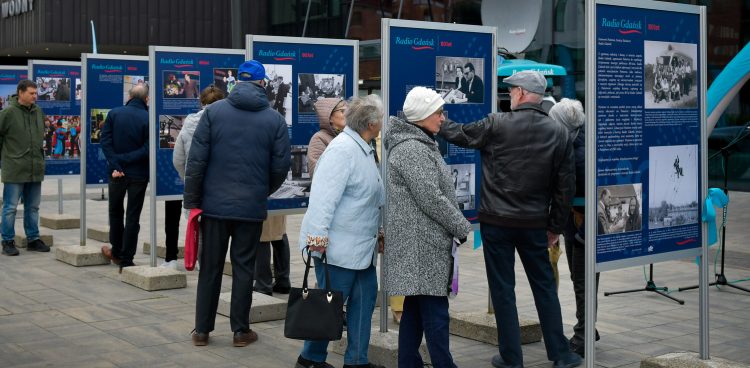 Wystawa fotograficzna z okazji 80. urodzin Radia Gdańsk (fot. Radio Gdańsk/Pola Malańska)