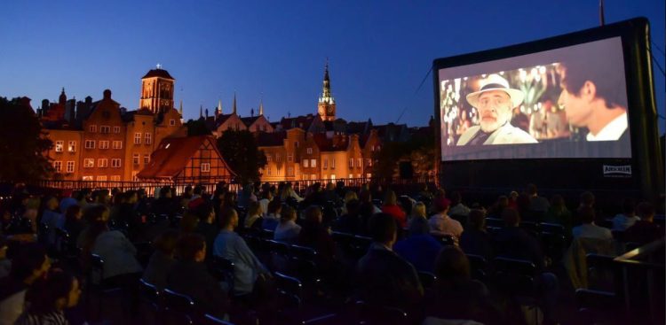 Kino plenerowe na dachu Gdańskiego Teatru Szekspirowskiego (fot. Gdański Teatr Szekspirowski)