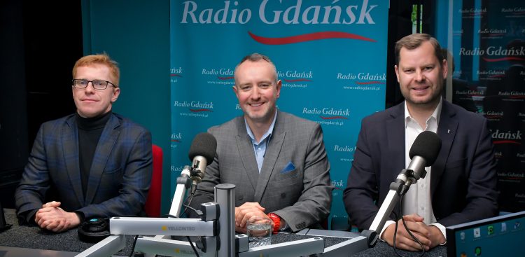 Andrzej Skiba, Karol Ważny i Maximilian Kieturakis (fot. Radio Gdańsk/Pola Malańska)