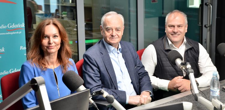 Joanna Bojarska, Zbigniew Canowiecki i Błażej Kucharski (fot. Radio Gdańsk/Adrian Kasprzycki)