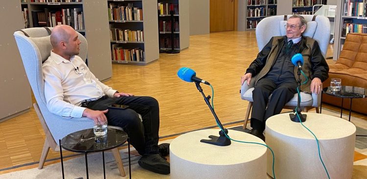 Kuba Kaługa i prof. Norman Davies (fot. Muzeum II Wojny Światowej w Gdańsku)