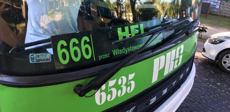 Linia autobusowa 666 do Hell'u (fot. Wikimedia Commons)
