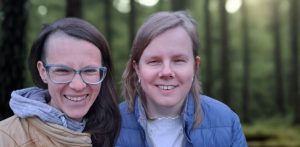 Na zdjęciu (od lewej) Magda Świerczyńska-Dolot oraz Izabela Dłużyk (Fot. Radio Gdańsk/ Włodzimierz Raszkiewicz)